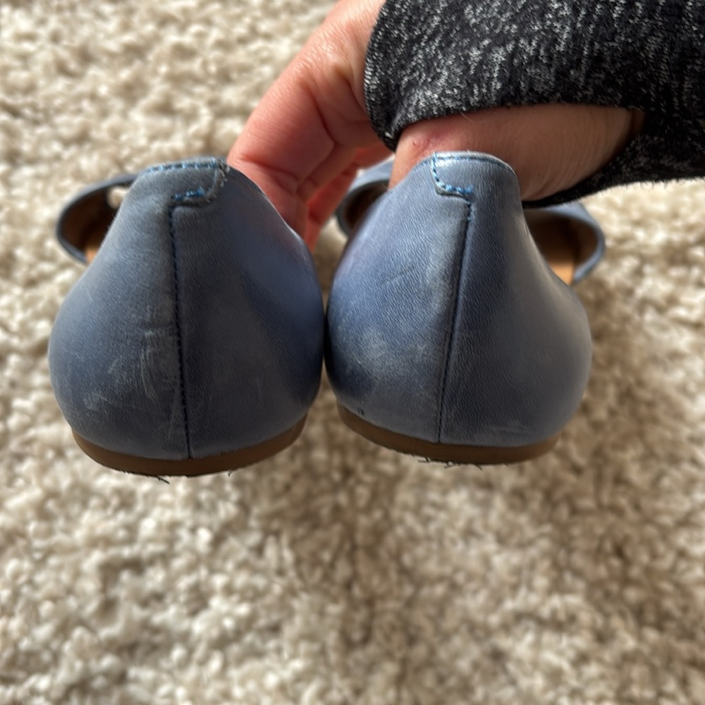 Steve Madden Flats - Picture 2 of 12